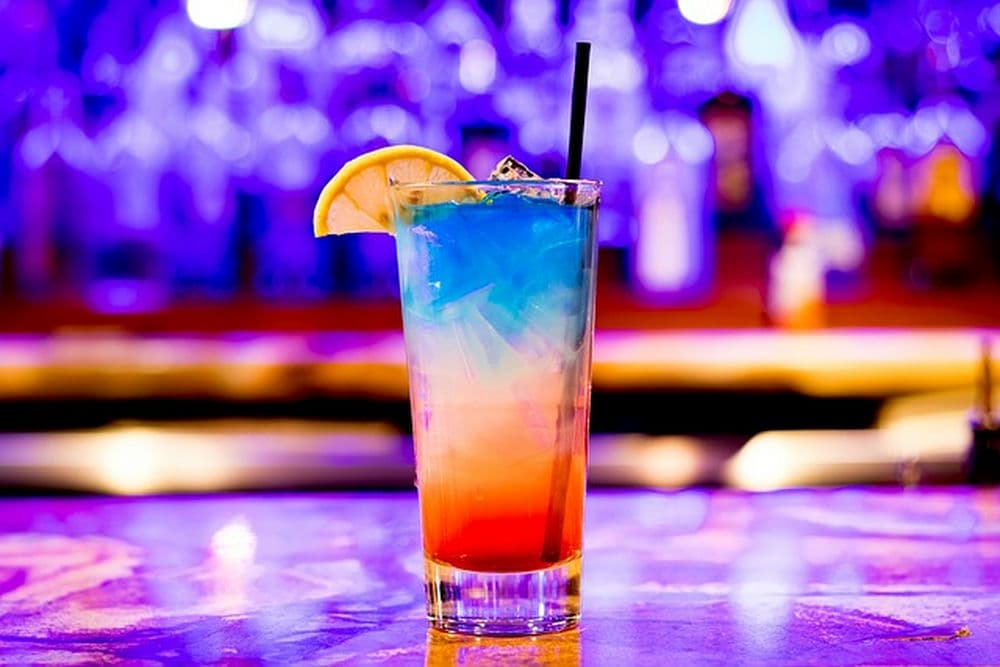 traveling bartender jobs